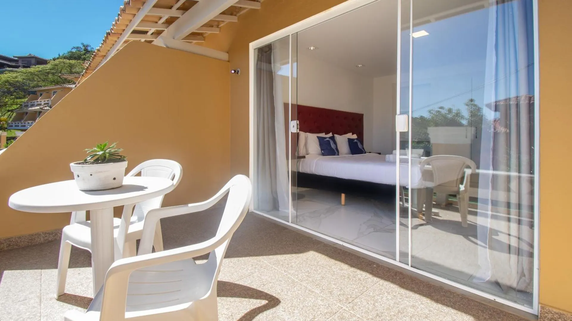 Pousada e Spa Villa Mercedes Búzios 3*,